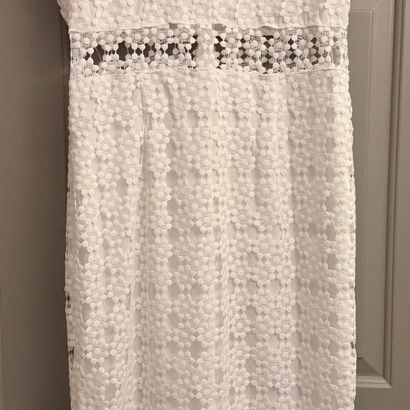 Petal & Pup Lauren Dress - Picture 3 of 5